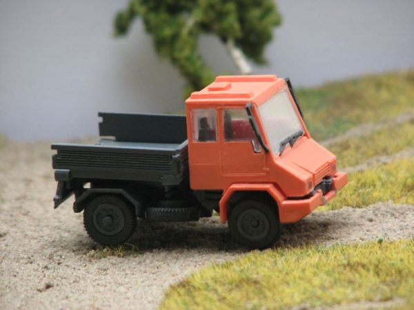 Praga UV-80