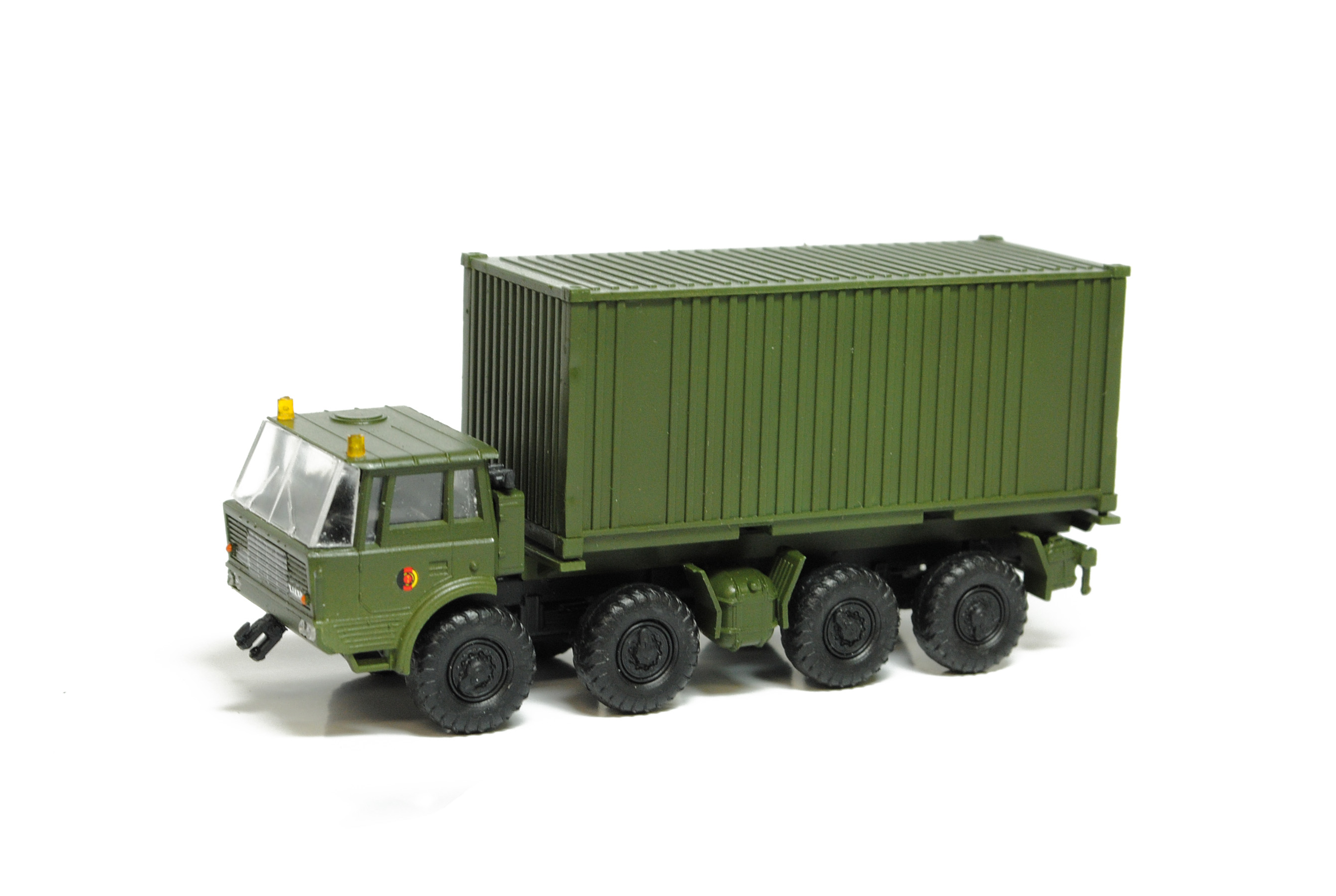 SDV Truck Tatra T 815 790R 8 x 8 Platform Large Cargo Plastic Model Kit 1/87 H0 