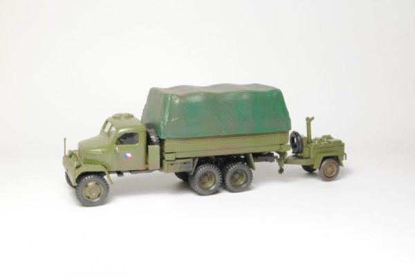 Praga V3S mit PK-26 1:87