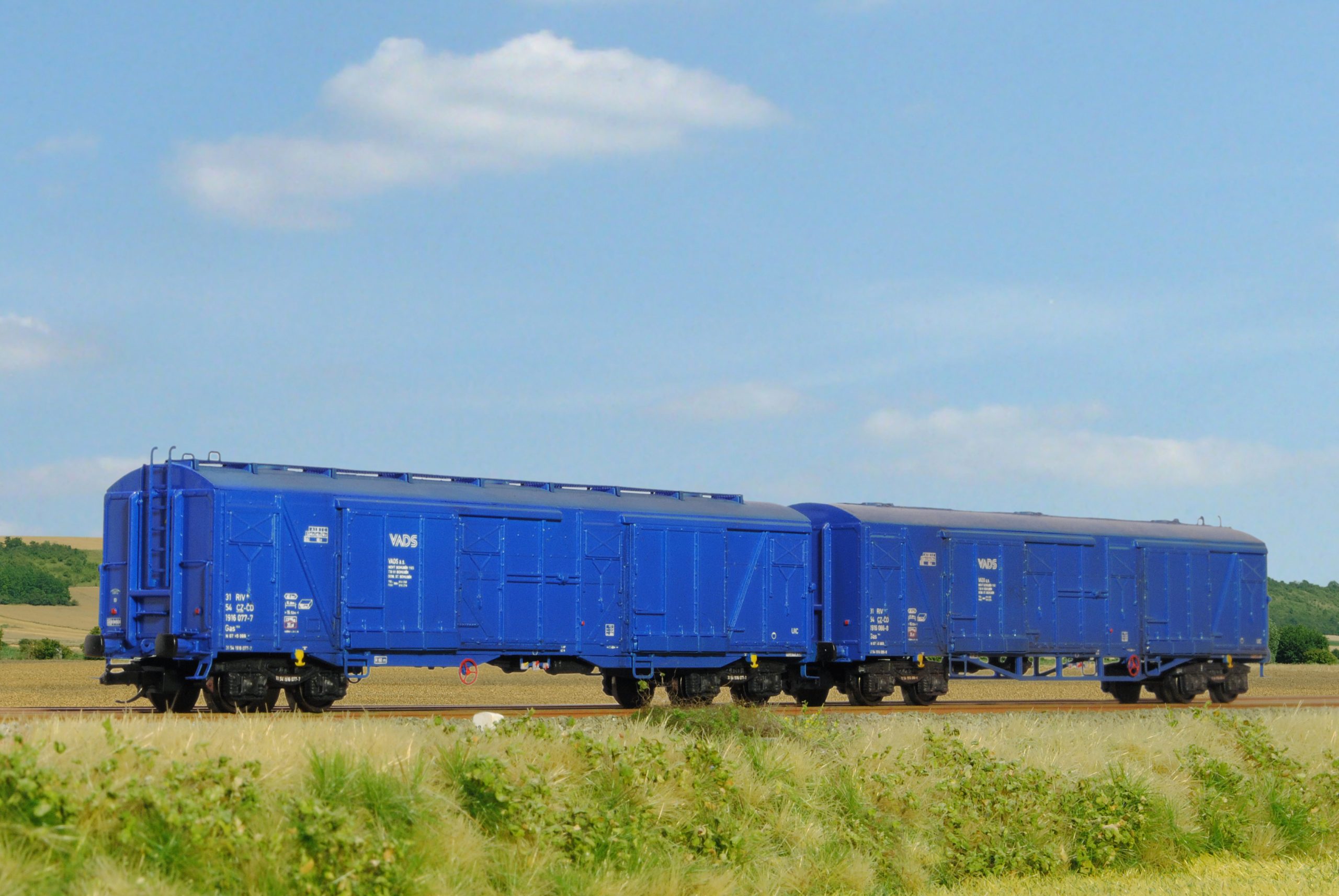 Set of box freight cars Gas 51 VADS 1:120 - Image 2