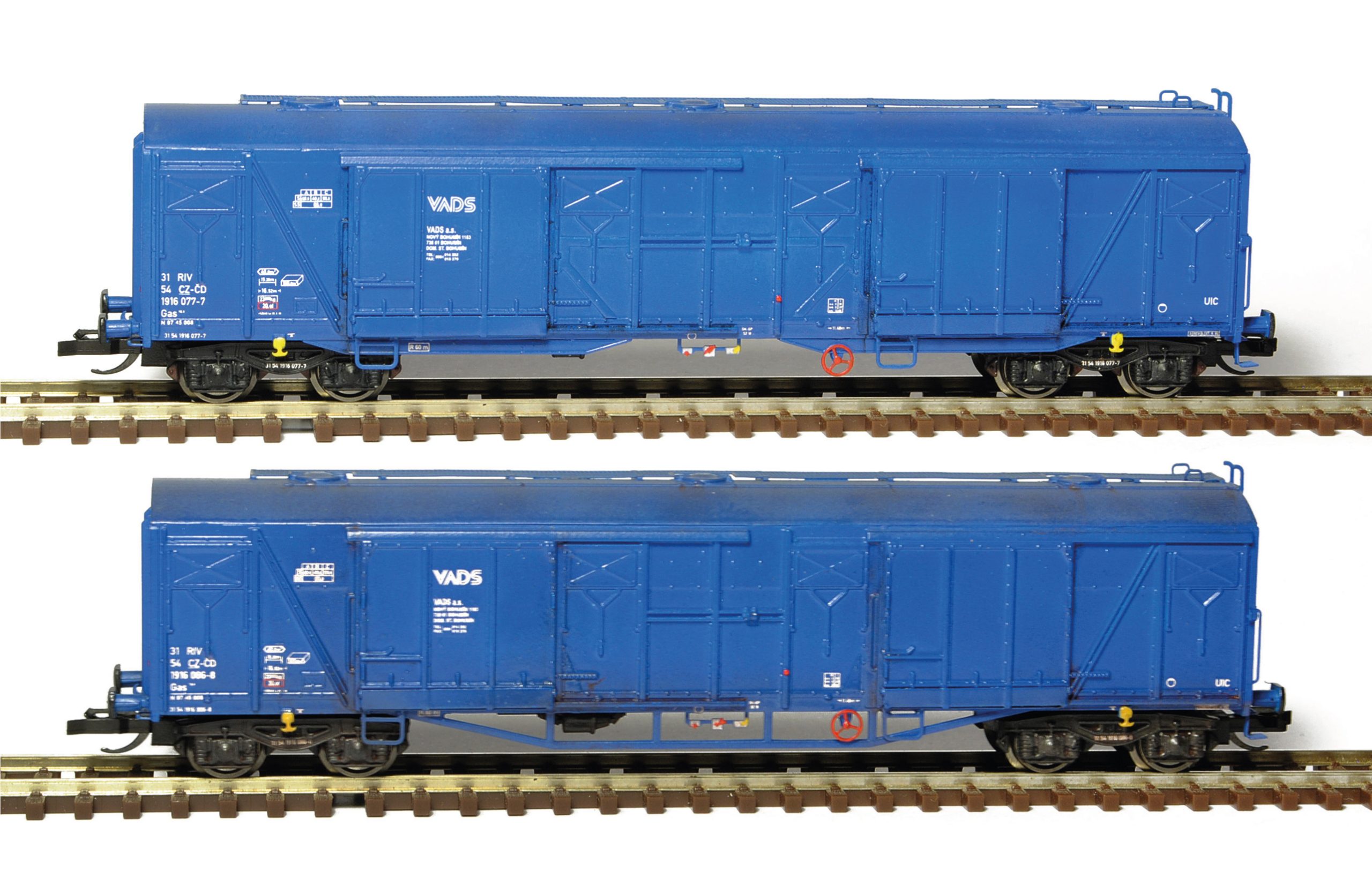 Set of box freight cars Gas 51 VADS 1:120