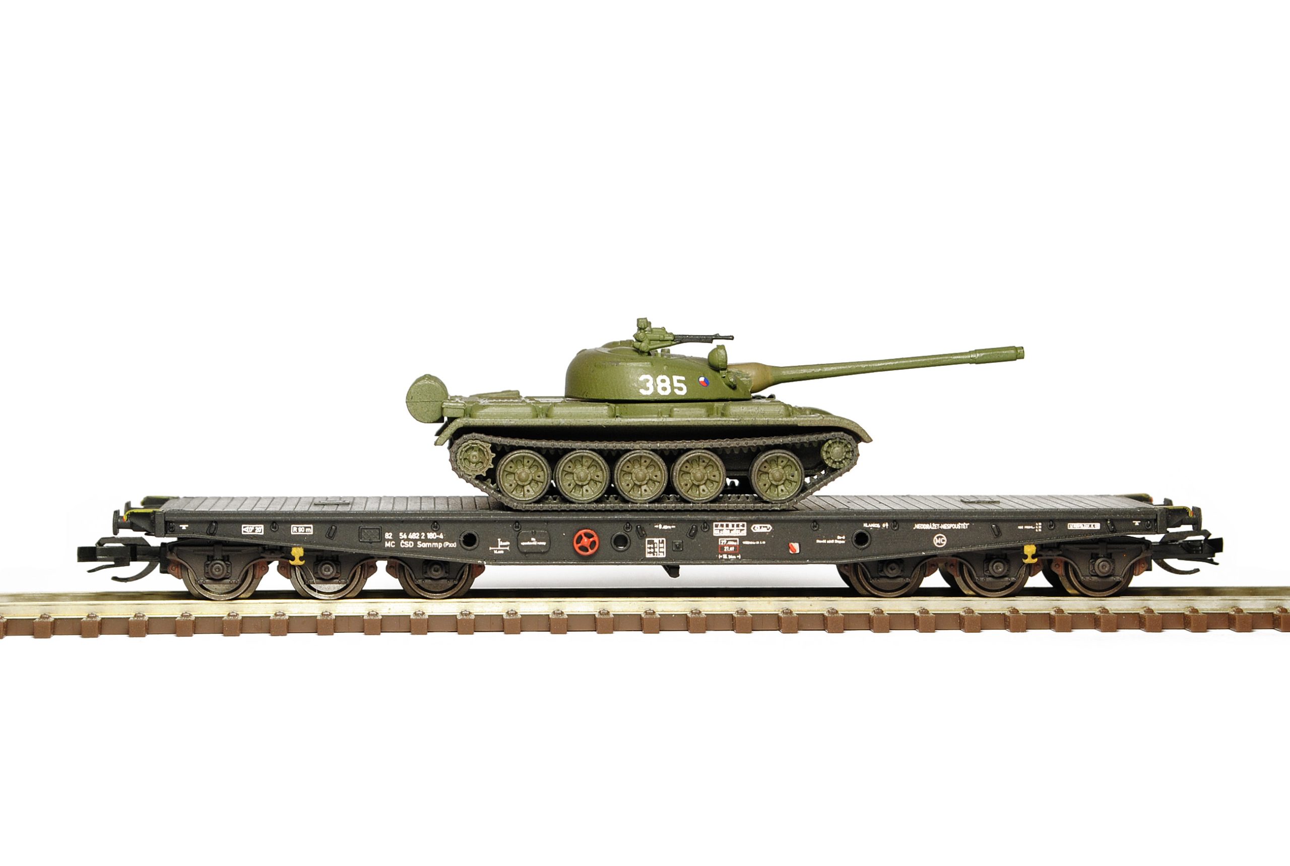Heavy load car Sammp 10 with tank T-54/55 ČSD 1:120 - Image 4