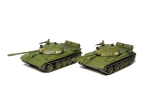 Mittlerer panzer T-54B/T-55A, 2 Stück 1:120