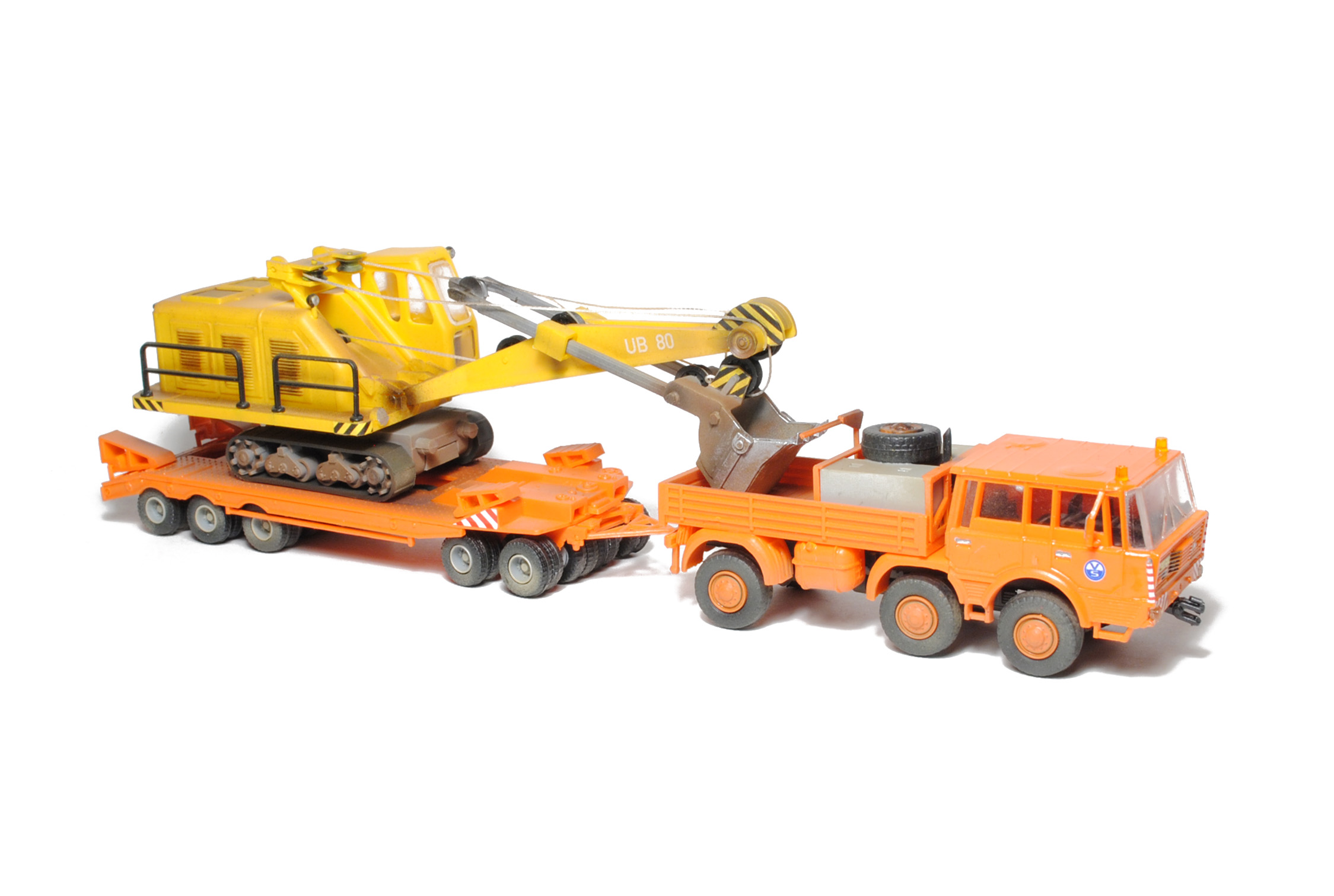 Transport of an excavator 1:87 - Image 2